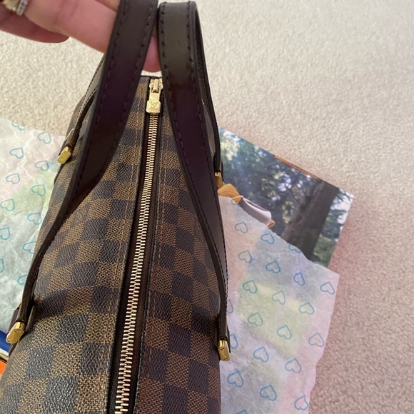 not avail - Picture 7 of 15